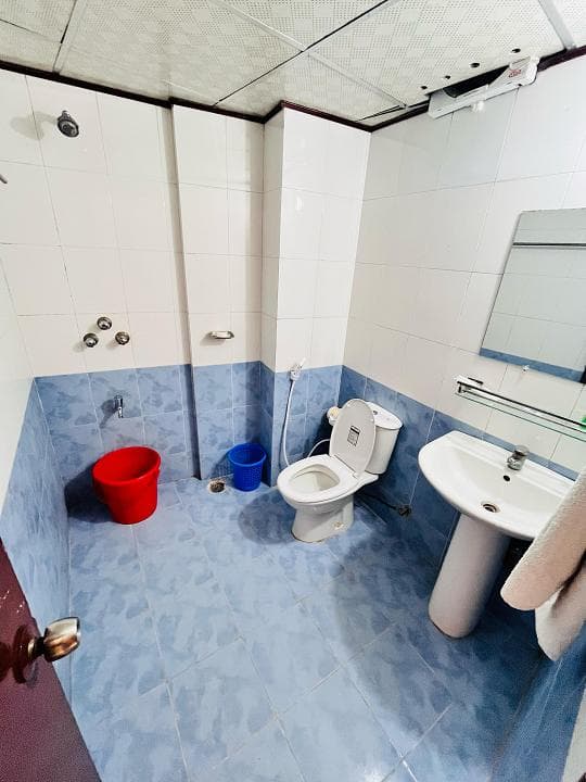 Image 12